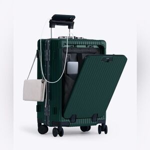 Nobl Travel Carry-On Suitcase & 6-pack Compression Packing Cubes